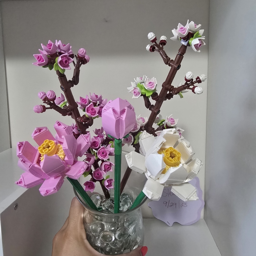 LEGO Botanicals Lotus Flowers & Cherry Blooms -